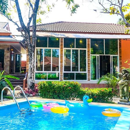 พลาบุรี รีสอร์ต Hotel บ้านฉาง ภายนอก รูปภาพ