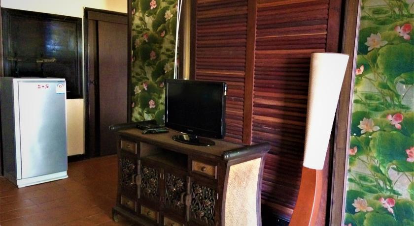 พลาบุรี รีสอร์ต Hotel บ้านฉาง ภายนอก รูปภาพ