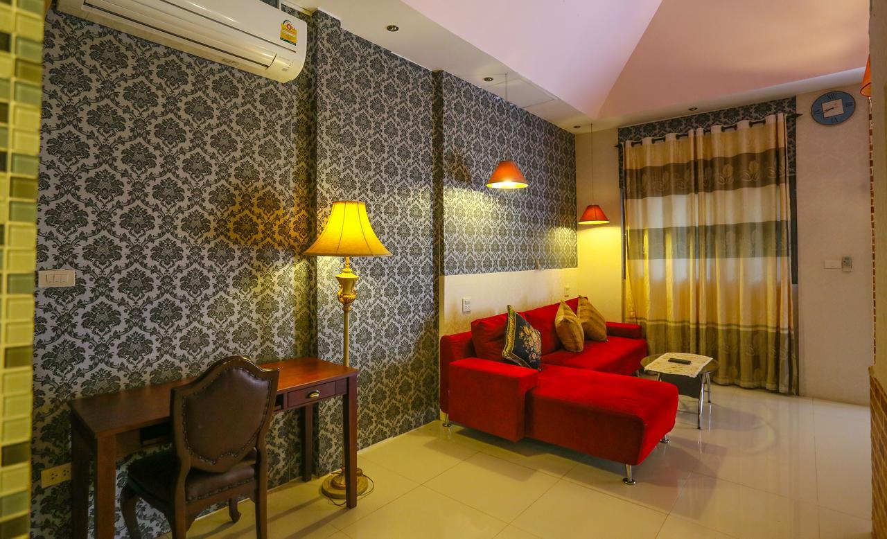 พลาบุรี รีสอร์ต Hotel บ้านฉาง ภายนอก รูปภาพ