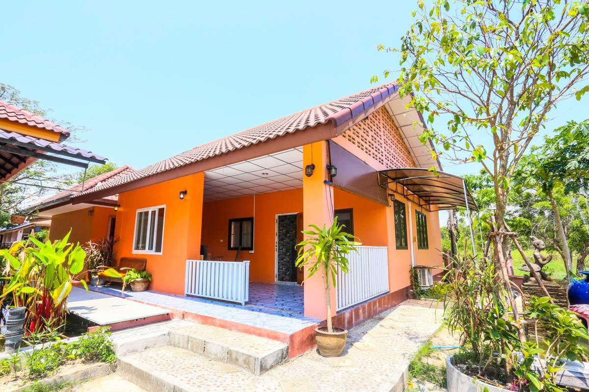 พลาบุรี รีสอร์ต Hotel บ้านฉาง ภายนอก รูปภาพ